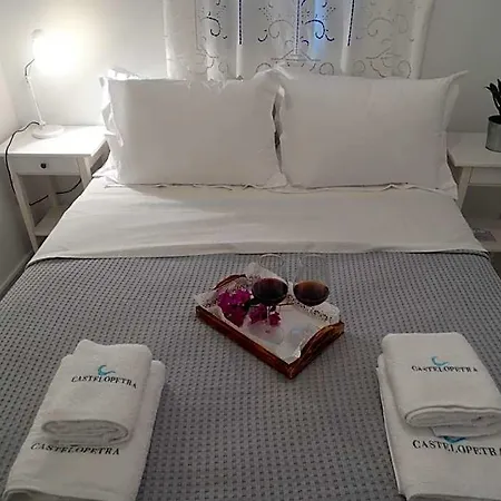 Hotel Castelopetra 3*